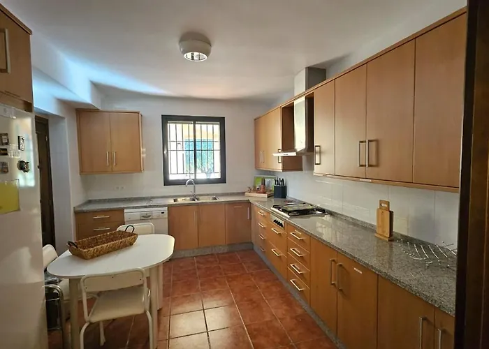 El Alamo By Priorityvillas